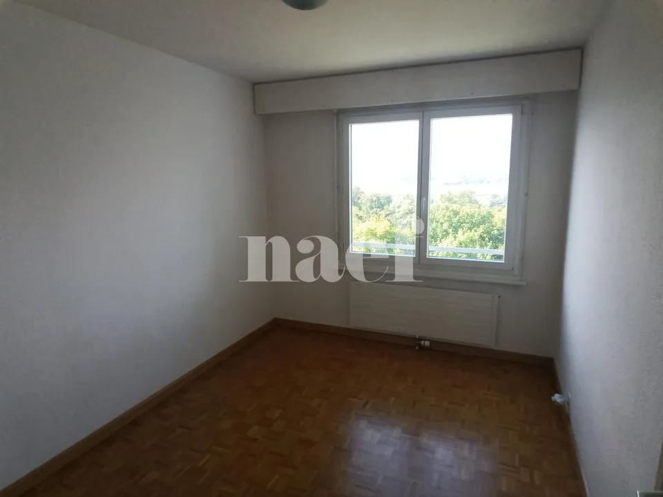 Grand appartement avec deux balcons !