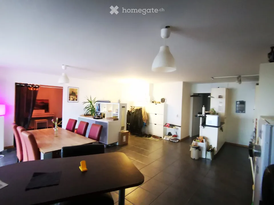 Belle chambre en colocation à Vufflens-la-Ville