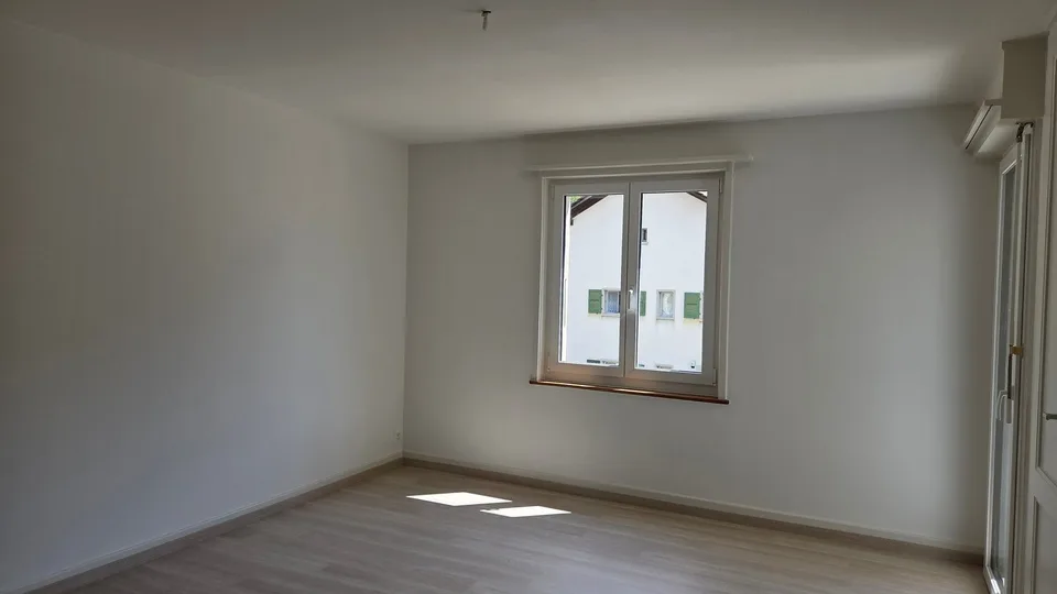 Appartamento situato in un piccolo edificio con 4 alloggi.