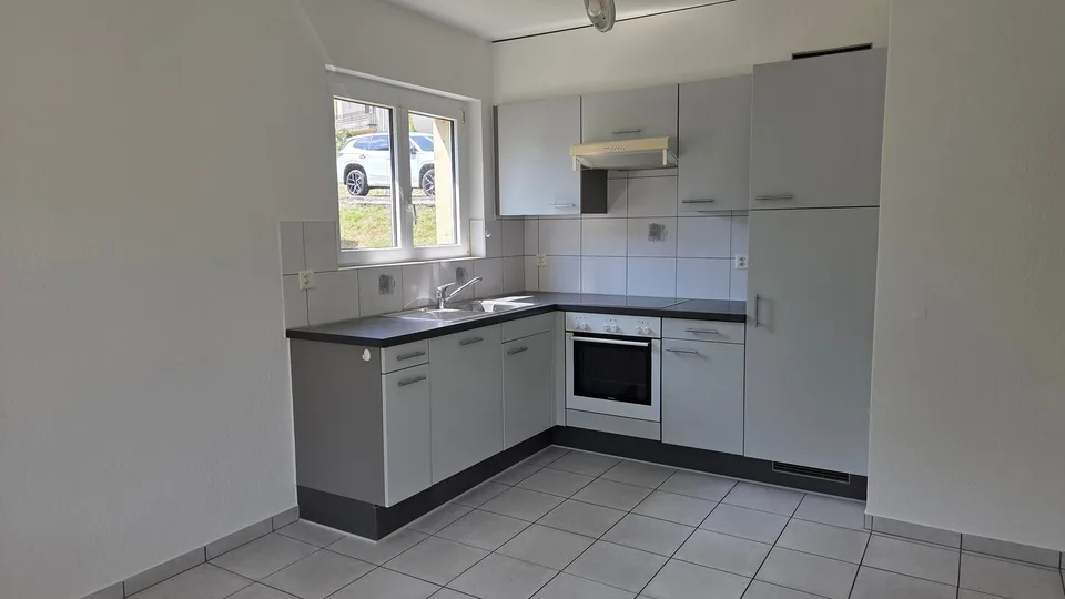 Appartement situé dans un petit immeuble de 4 logements.