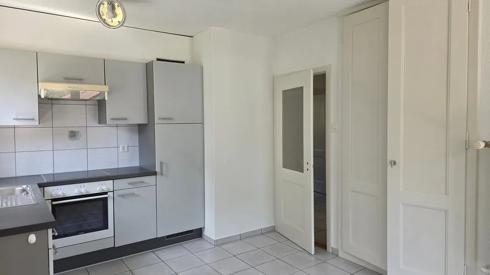 Appartamento situato in un piccolo edificio con 4 alloggi.