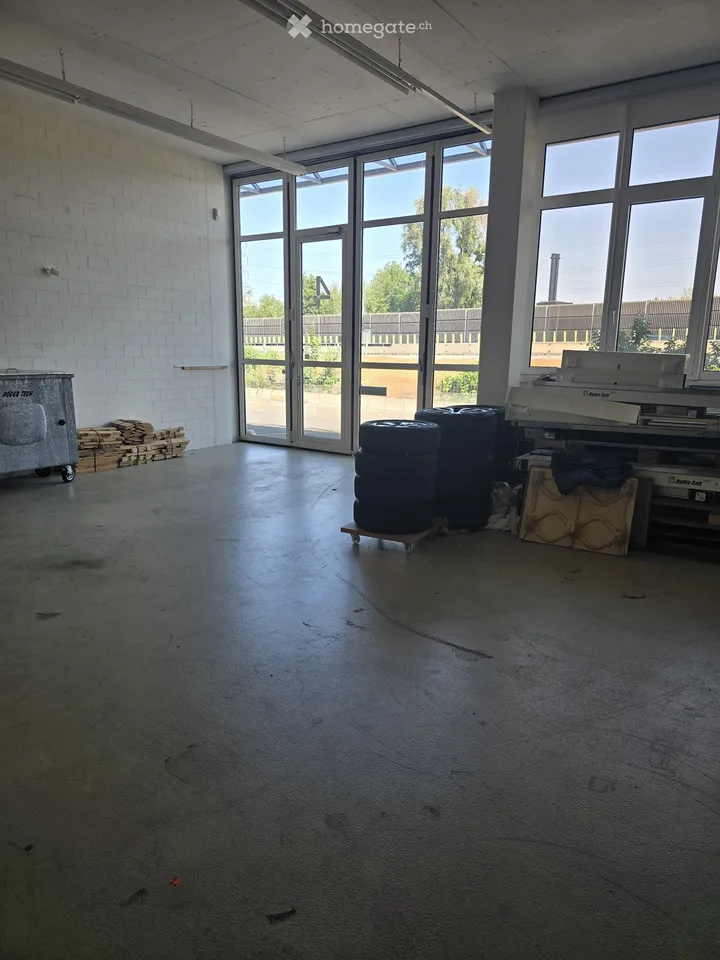 Espace commercial au rez-de-chaussée