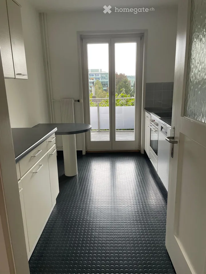 Schöne, sonnige 3-Zimmerwohnung mit Blick auf Pilatus