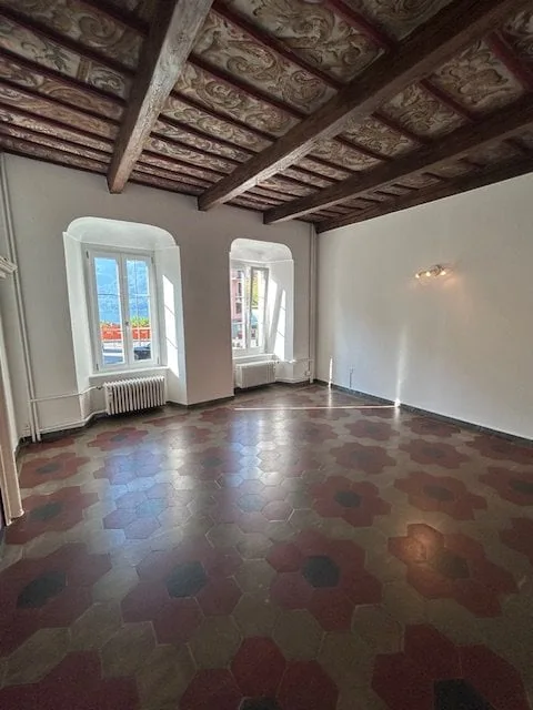 Muralto 3,5 pièces rénovées dans une maison historique du XVIIe siècle