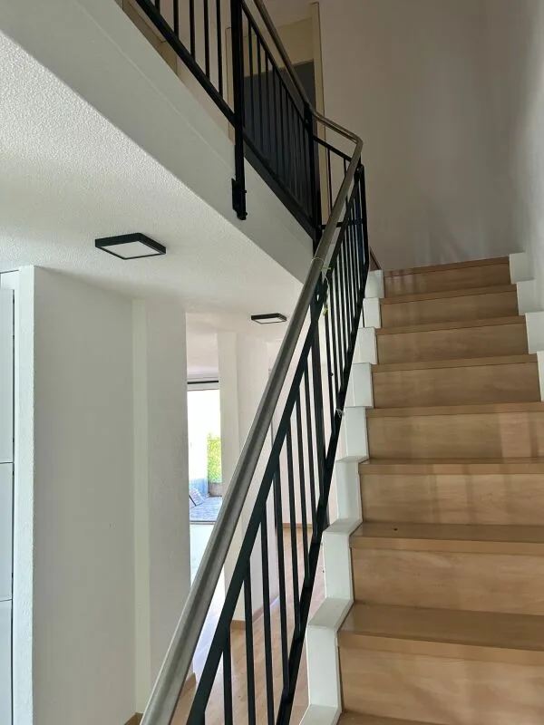 Maisonette/Appartamento Duplex con Giardino nel Quartiere Popolare di Tiergarten