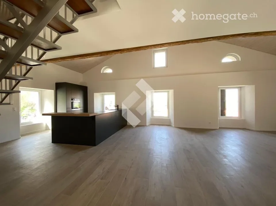 Duplex attic 4.5 rooms, 148 m² - exposed beams, panoramic view — Vionnaz (VS)