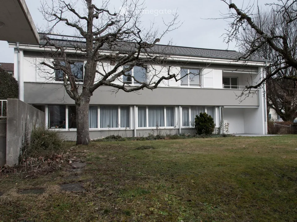 Freistehendes 6 1/2-Zimmer-Haus in Stadtnähe