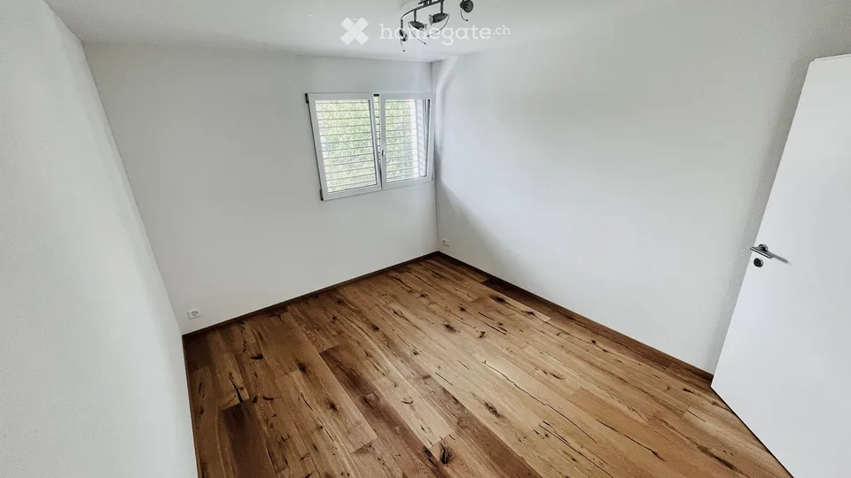 Elegante, helle 4.5-Zimmer-Wohnung mit traumhaftem Alpenpanorama und Seesicht in Dürnten
