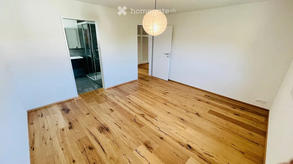 Elegante, helle 4.5-Zimmer-Wohnung mit traumhaftem Alpenpanorama und Seesicht in Dürnten