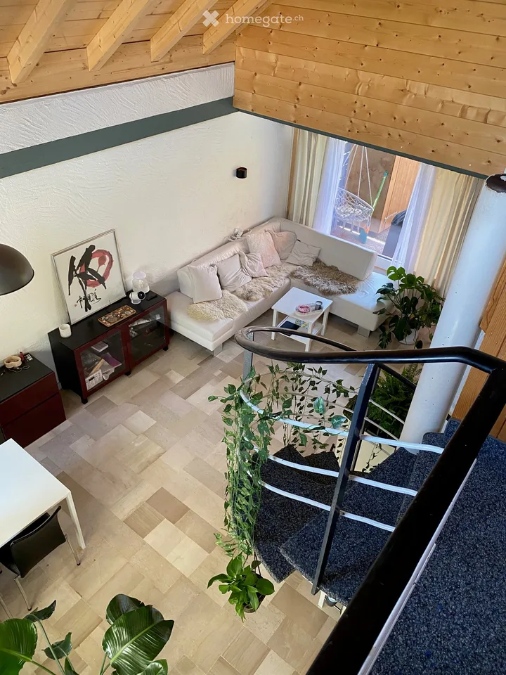 Charmantes 2.5-Zimmer-Doppelhaushälfte in Lüscherz – Seenähe und Idylle pur