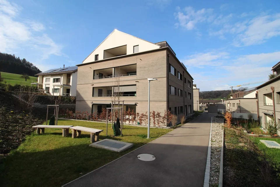 Moderne 2.5-Zimmerwohnung im Neubau in Siglistorf