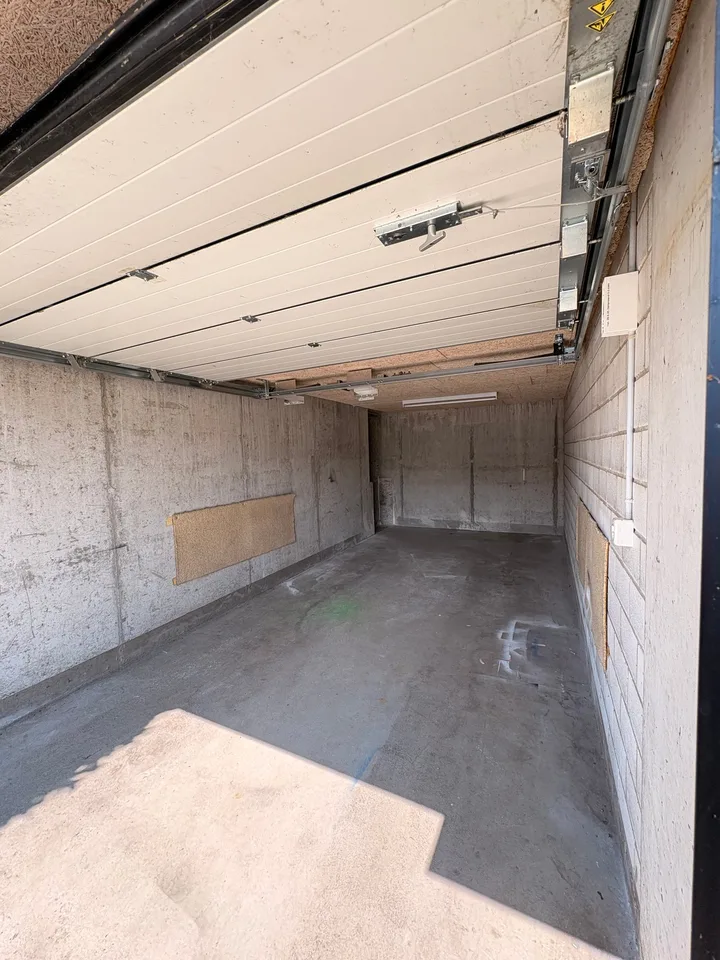 Wunderschöne preisgünstige Dachwohnung mit Cheminée, ruhig und doch zentral