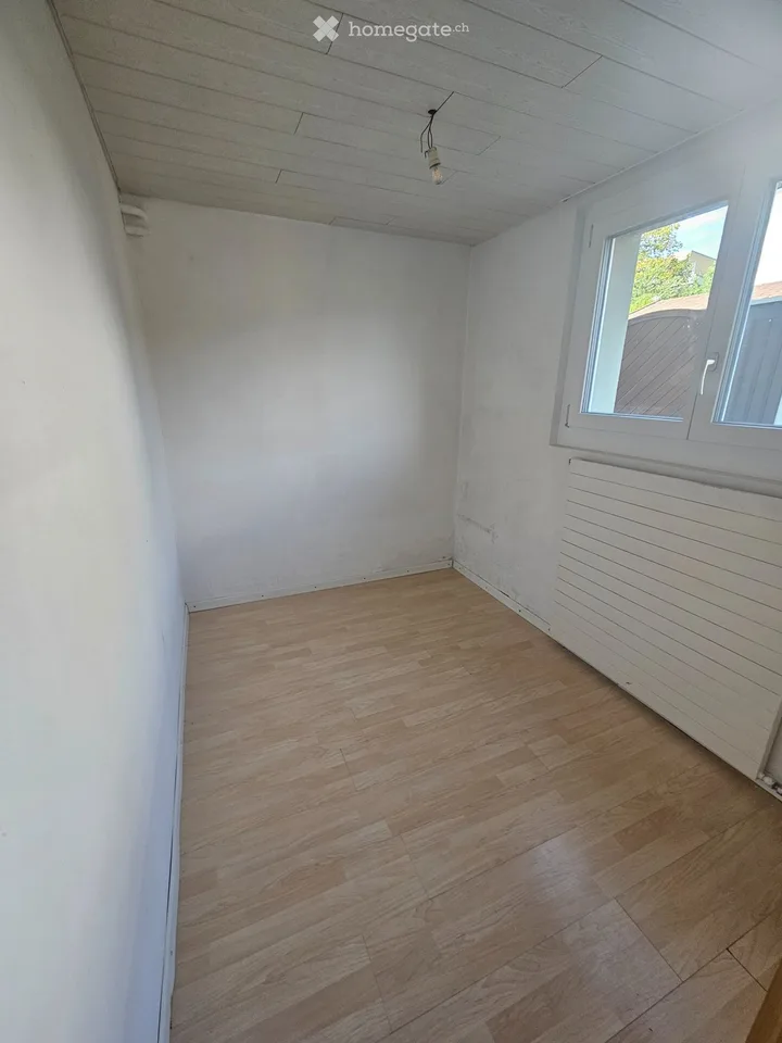 Piccolo appartamento di 3 camere