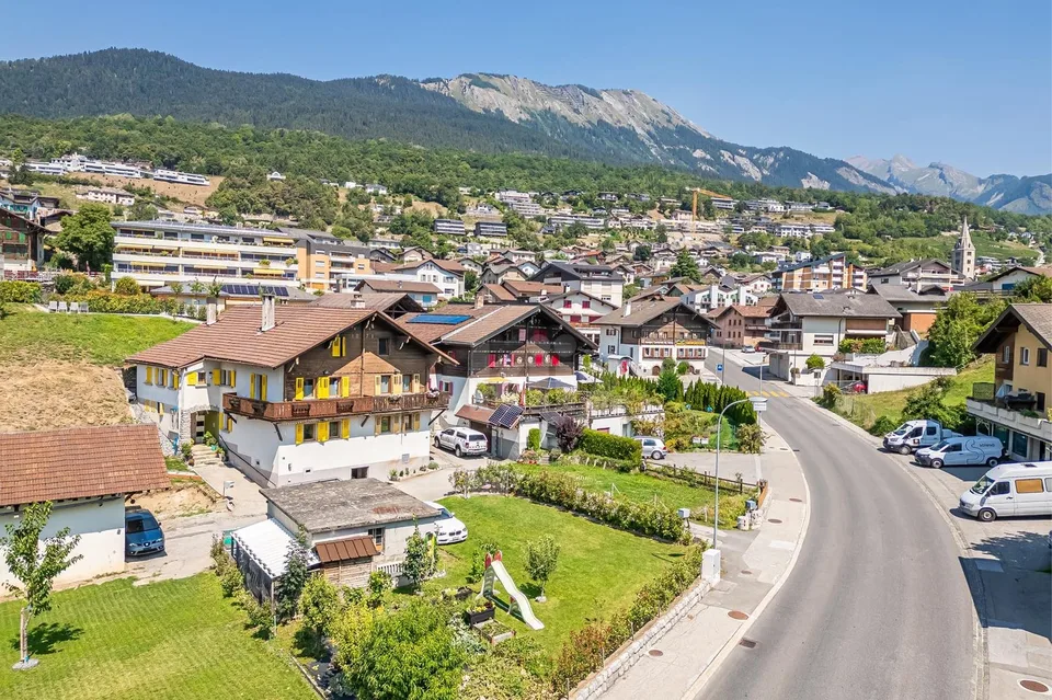 Bella casa ristrutturata con giardino