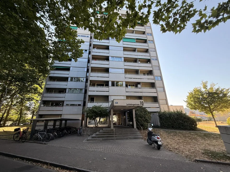 Lichtdurchflutete 3.0-Zi-Wohnung mit Weitblick im Hirzbrunnenquartier