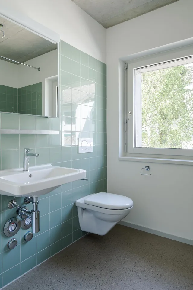Grosszügige Dachwohnung an ruhiger Lage