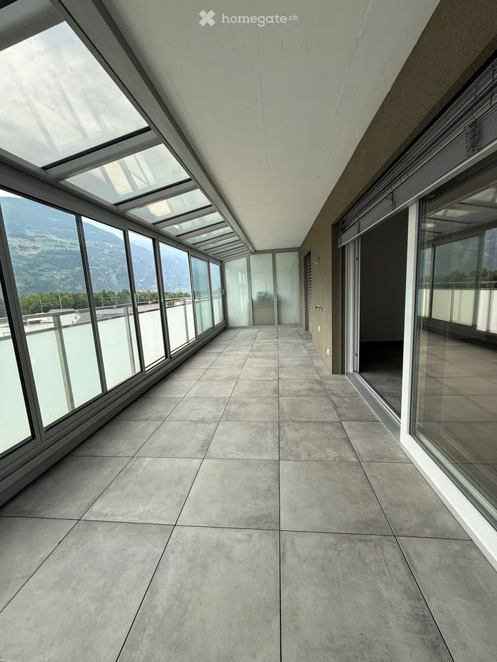 Beautiful 2-room apartment with large terrace