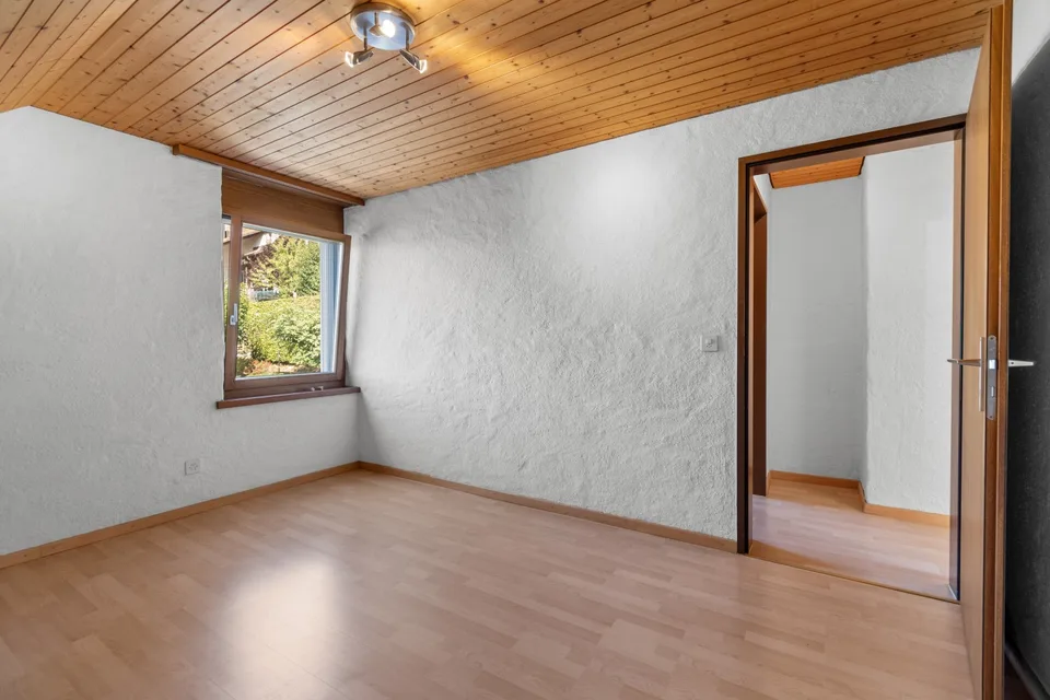 Casa unifamiliare indipendente con grande giardino
