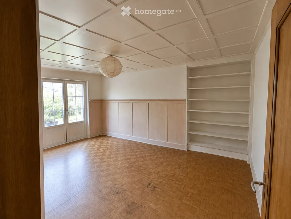 Casa di due famiglie affascinante di 4,5 locali a Huttwil – disponibile immediatamente!