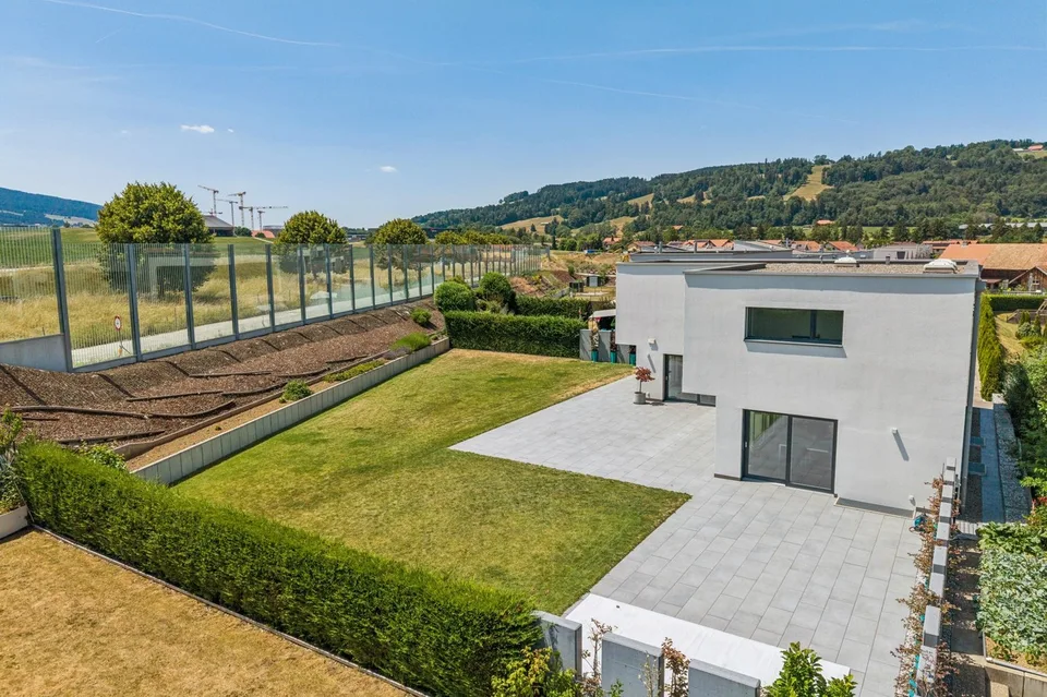High-end amenities and unique panorama of Moléson