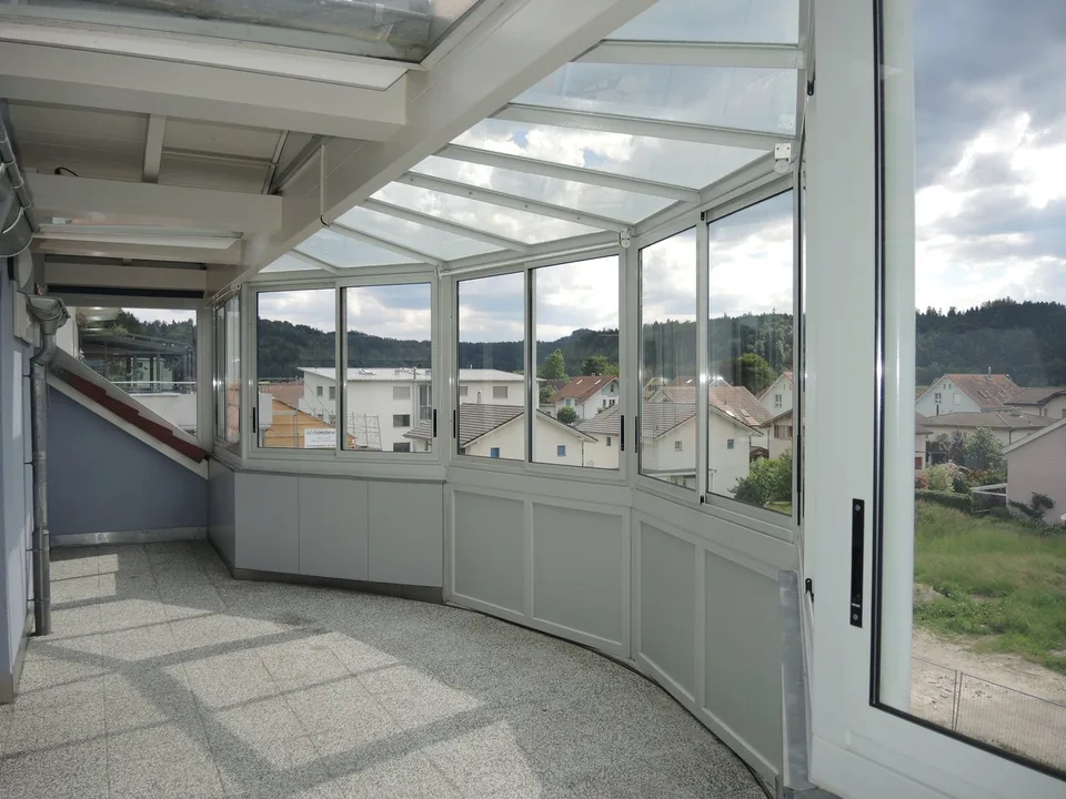 Appartement en duplex de 5,5 pièces avec grande terrasse et cheminée