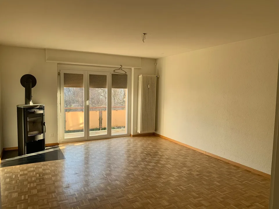 Geräumige 4.5-Zimmer-Wohnung mit Balkon in Dulliken – ab sofort verfügbar!