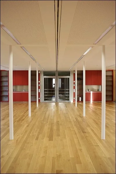 Espace de bureau avec architecture moderne
