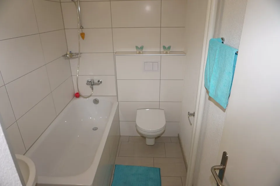 Modern apartment in central location with washing machine/tumbler