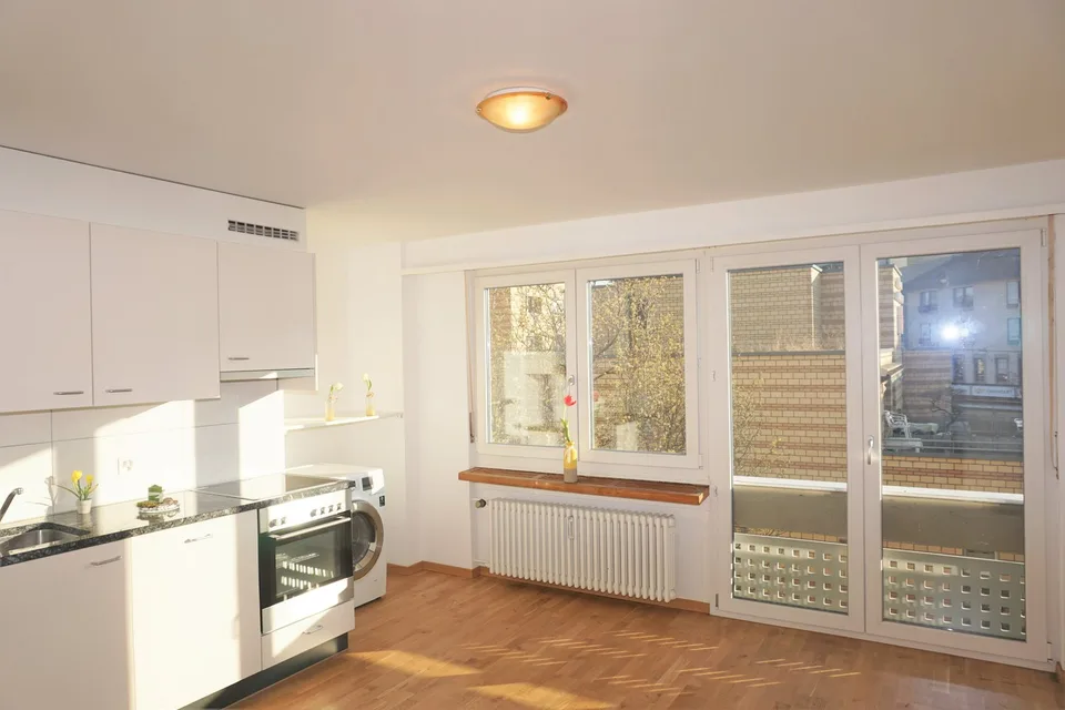 An Zentraler Lage moderne Wohnung mit Waschmaschine/Tumbler