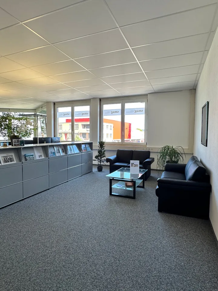 Espace de bureau flexible à louer : 1 - 3 bureaux avec divers extras à Füllinsdorf