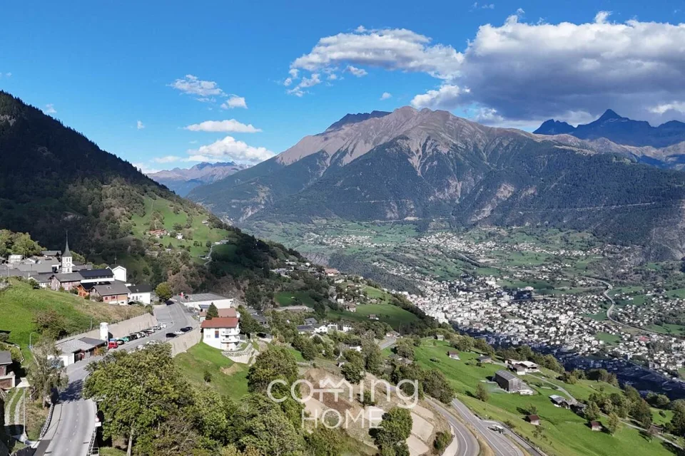 Magnifique terrain à bâtir à Mund - Emplacement ensoleillé avec vue panoramique