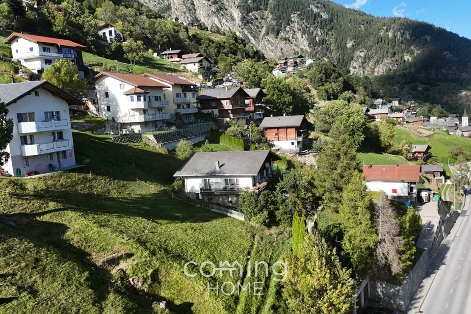 Magnifique terrain à bâtir à Mund - Emplacement ensoleillé avec vue panoramique