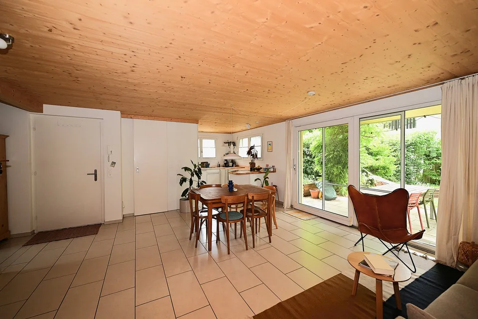 Attraktives Wohnhaus/Mehrgenerationenhaus an begehrter Wohnlage in Arlesheim