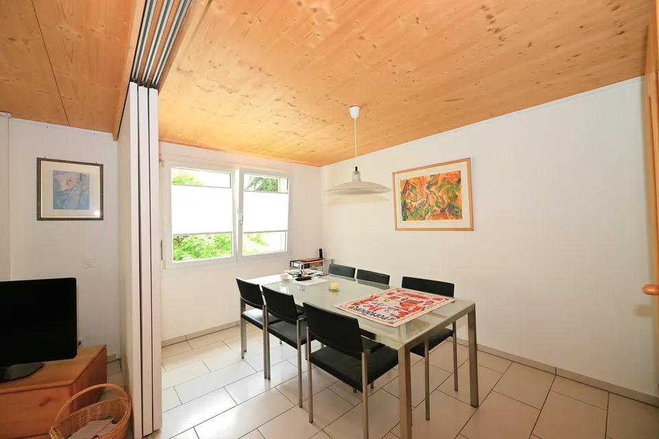 Attraktives Wohnhaus/Mehrgenerationenhaus an begehrter Wohnlage in Arlesheim
