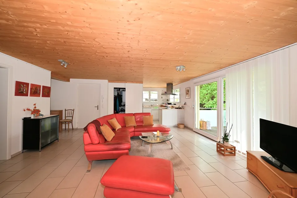 Attraktives Wohnhaus/Mehrgenerationenhaus an begehrter Wohnlage in Arlesheim