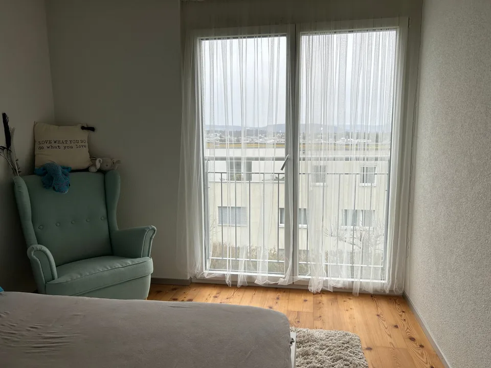 Moderne und stillvoll möblierte Zimmer zu vermieten