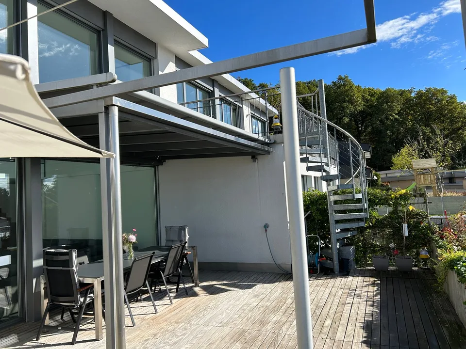 Moderne und stillvoll möblierte Zimmer zu vermieten