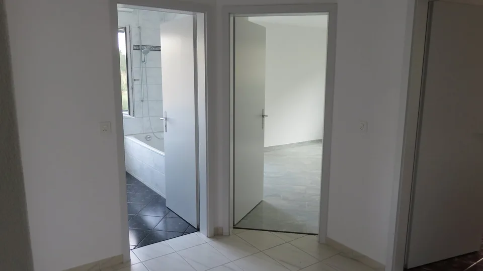 Moderne, lichtdurchflutete Wohlfühloase mit Garten & Cheminée an begehrter Lage in Winterthur