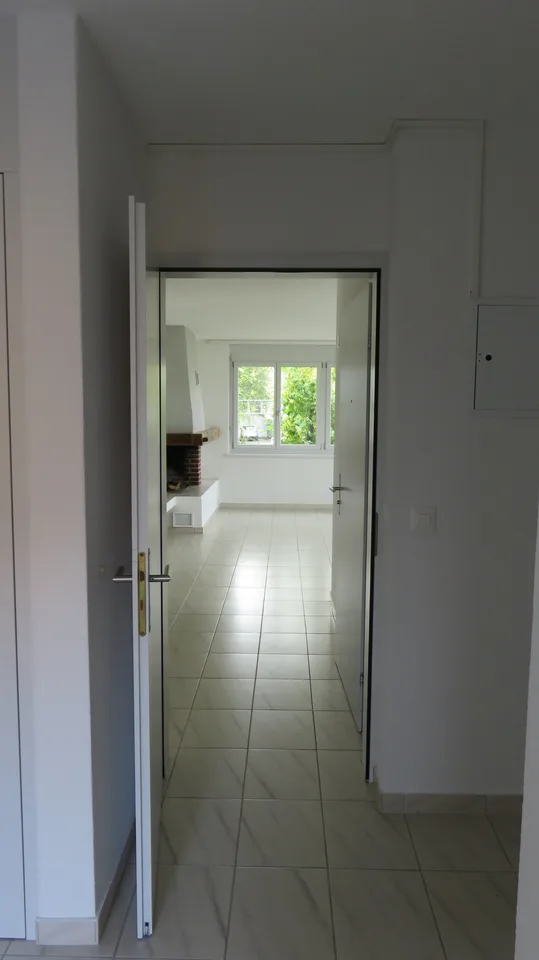 Moderne, lichtdurchflutete Wohlfühloase mit Garten & Cheminée an begehrter Lage in Winterthur