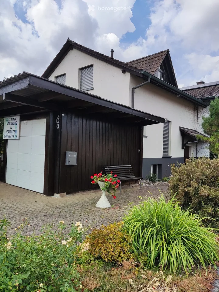 Geräumige 3.5-Zimmer-Wohnung mit Terrasse in Breitenbach