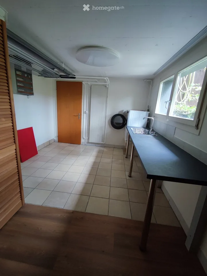 Spacious 3.5-room apartment with terrace in Breitenbach