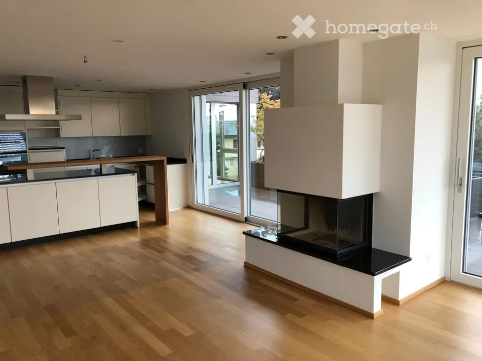 Beautiful attic apartment in prime location by the lake in Pfäffikon