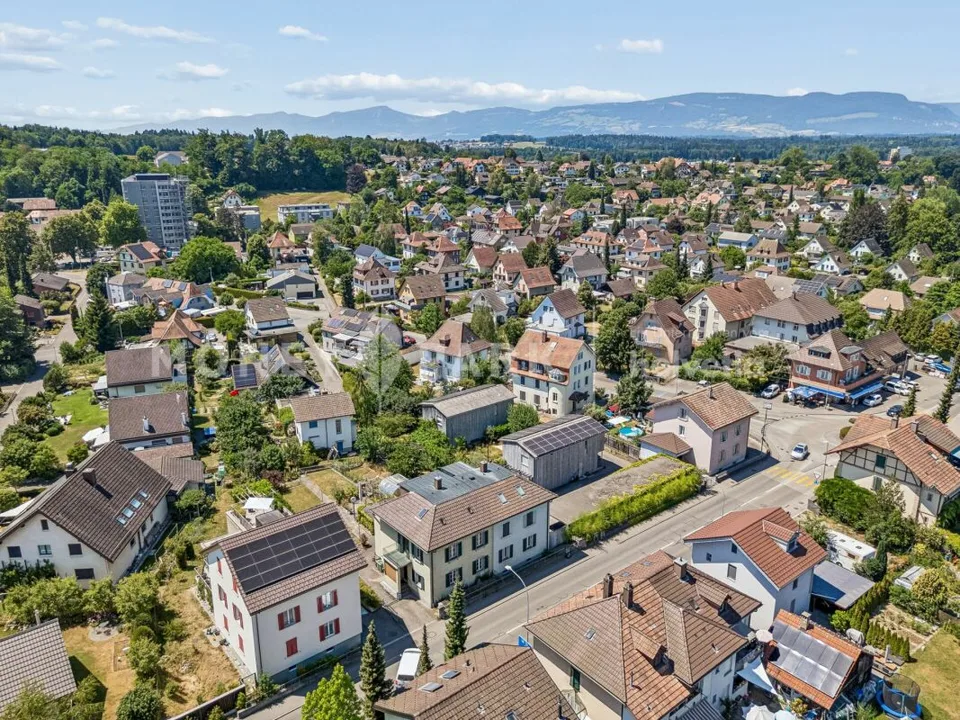 Casa a schiera di 6 locali con molto potenziale