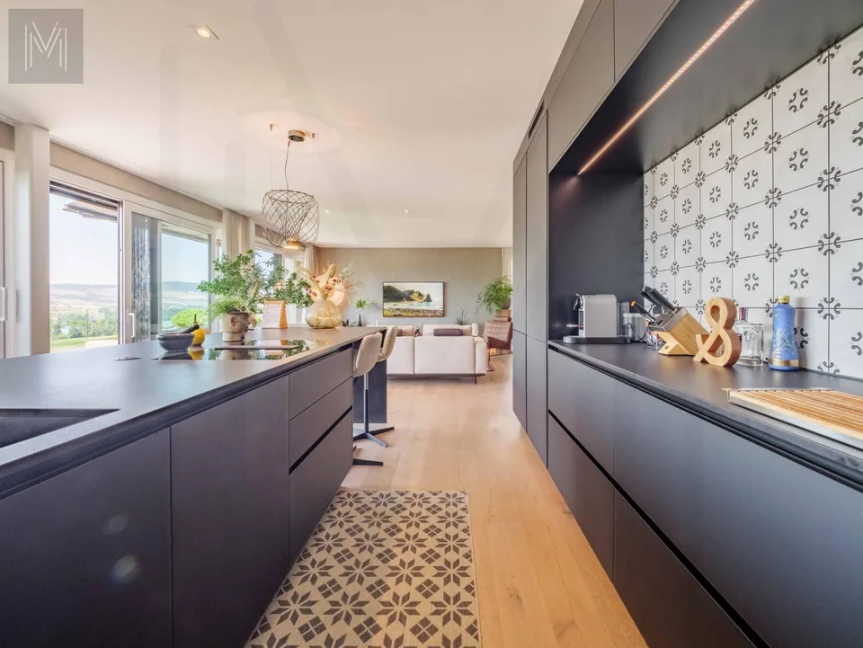 Einzigartige Terrassenwohnung ? Eine perfekte Allianz zwischen Eleganz, Panorama und Lebensqualität