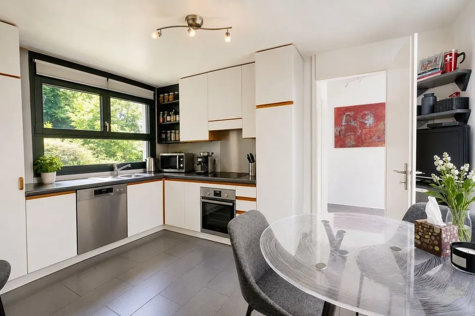 Bellissima Casa a Schiera con Vista Lago in Zona Tranquilla