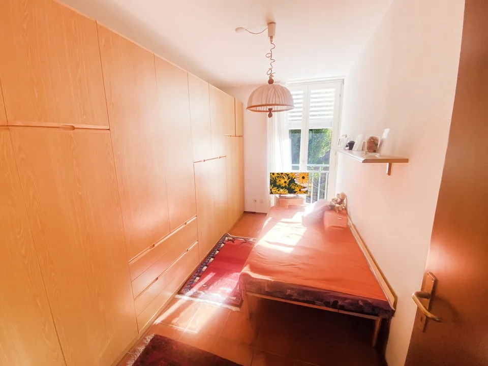 Haus mit 4,5 Zimmern, Garten und Doppelwohnzimmer