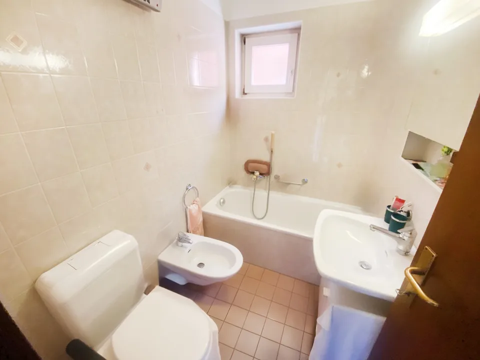 Haus mit 4,5 Zimmern, Garten und Doppelwohnzimmer