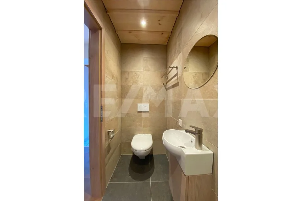 Rental property, rural location and plenty of sunshine