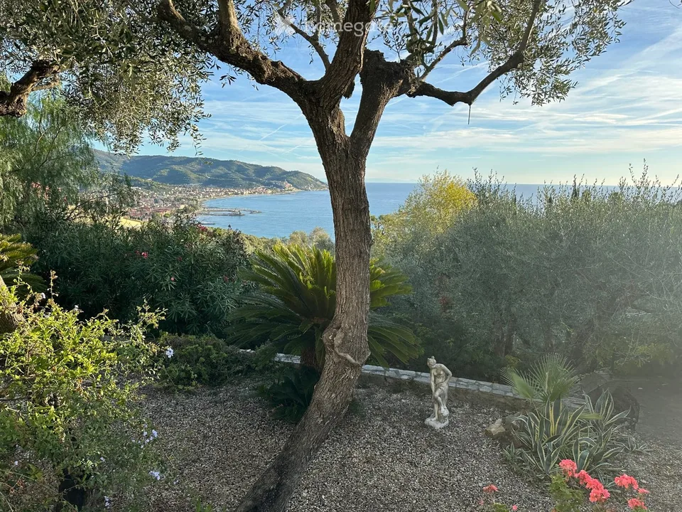 Villa incantevole a Diano Marina – Rifugio idilliaco sulla Riviera ligure