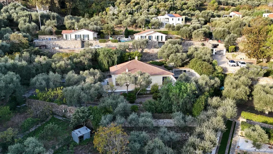 Charmante Villa in Diano Marina – Idyllisches Refugium an der Ligurischen Riviera
